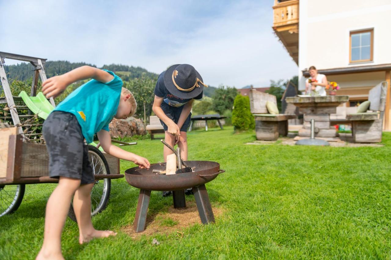 Hartlhof Urlaub Am Baby- Und Kinderbauernhof Niederau Zewnętrze zdjęcie