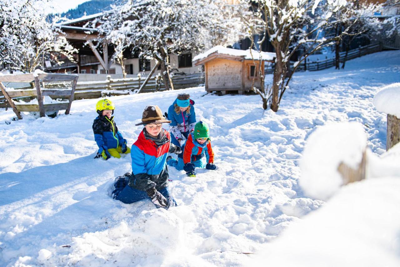 Hartlhof Urlaub Am Baby- Und Kinderbauernhof Niederau Zewnętrze zdjęcie